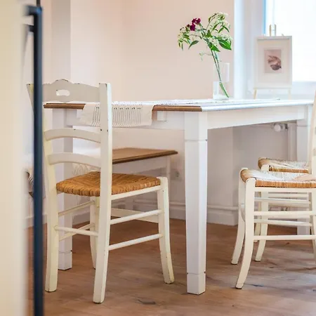 Daire 120qm, Cozy Apartment, Sehr Zentral Am Hbf, 3sz Koblenz (Rhineland-Palatinate)