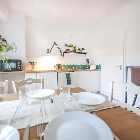 120qm, Cozy Apartment, Sehr Zentral Am Hbf, 3sz Apartment Koblenz (Rhineland-Palatinate)