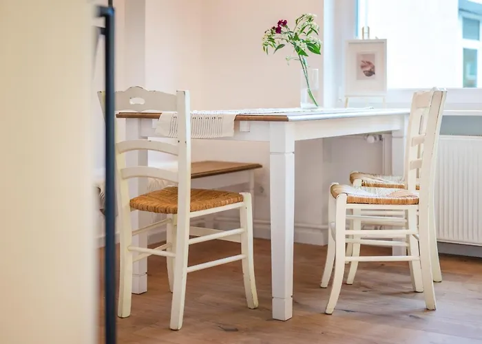 Lejlighed 120qm, Cozy Apartment, Sehr Zentral Am Hbf, 3sz Koblenz (Rhineland-Palatinate)