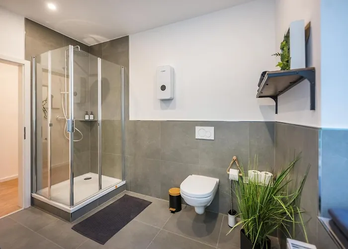 120qm, Cozy Apartment, Sehr Zentral Am Hbf, 3sz Апартаменты *